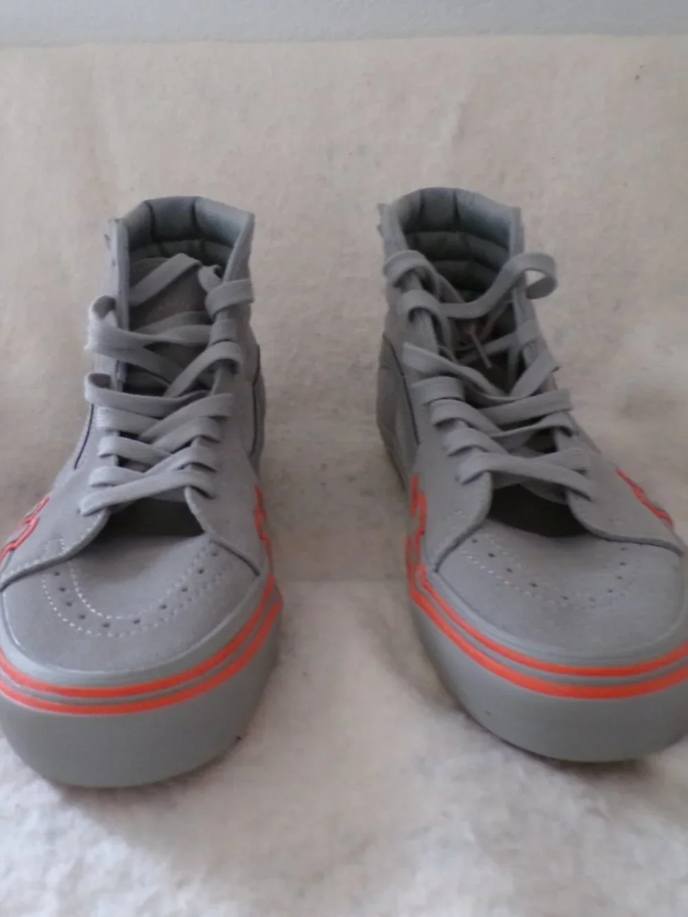 VANS Sk8 High Flame Grey Orange Suede Shoe Sneaker 10.5 Brand new Size 10 1/2